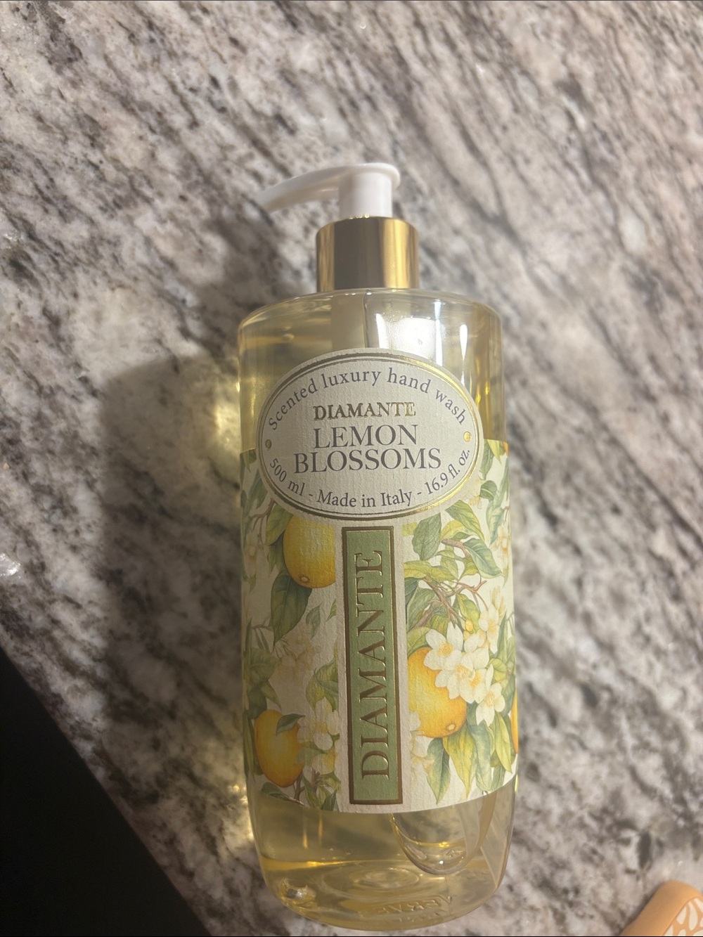 Lemon Blossoms Scented Hand Wash - Yellow